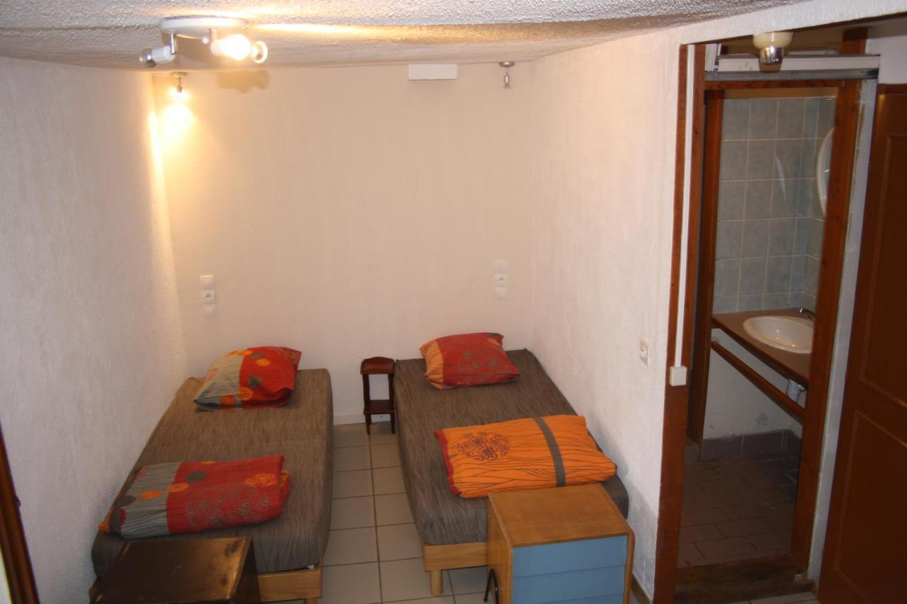 Le Gite Les Melezes Villar-dʼArène Exteriör bild
